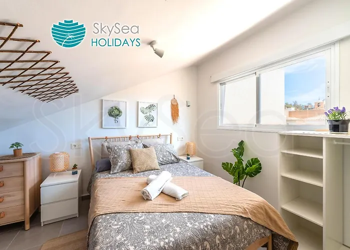 Skysea Holidays City Center Suites