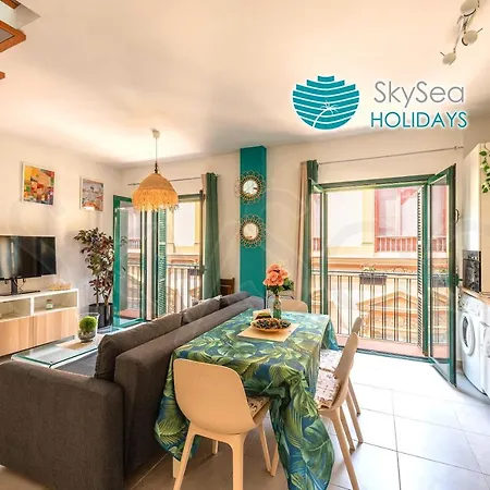 Skysea Holidays City Center Suites Malaga Exterior photo